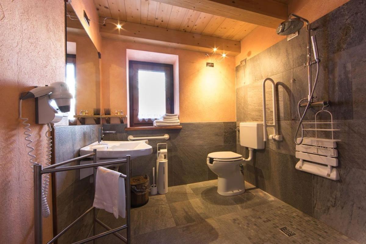 Hotel La Luge à Valtournenche Extérieur photo